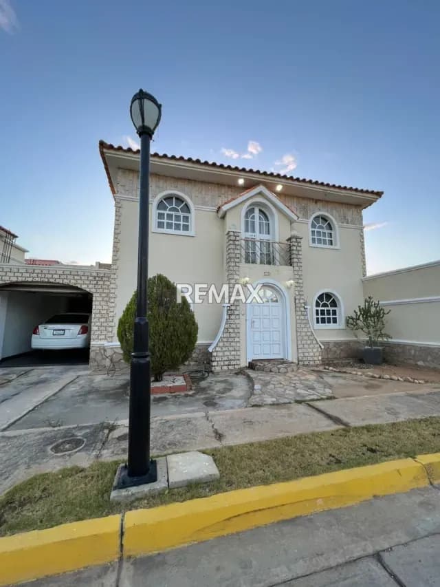 Townhouse Villa Costa Rosmini