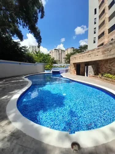 Elegante Apartamento En Urb Valle Blanco
