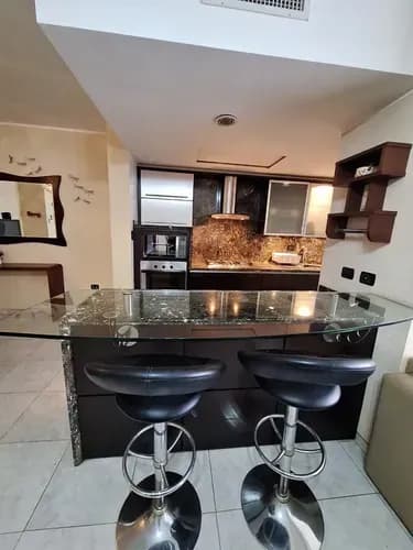 En Alquiler Apartamento En El Bosque Vv20