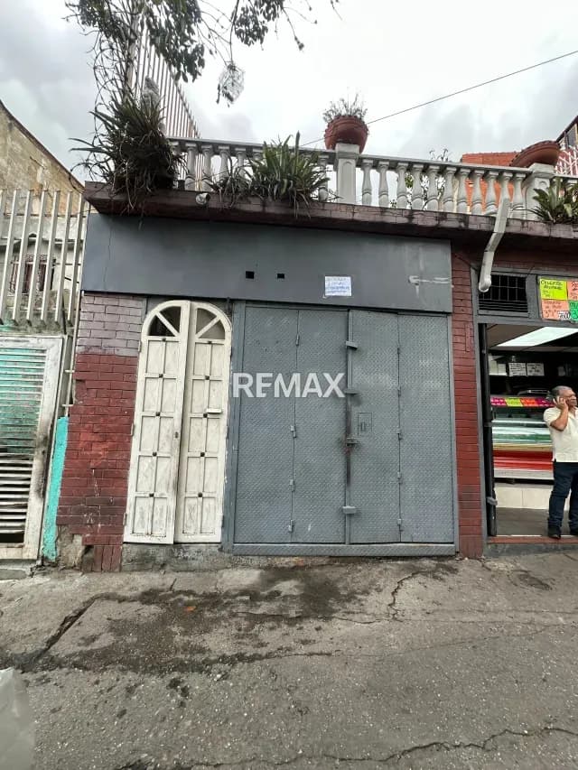 Local Comercial en Alquiler, Av. Andrés Bello.