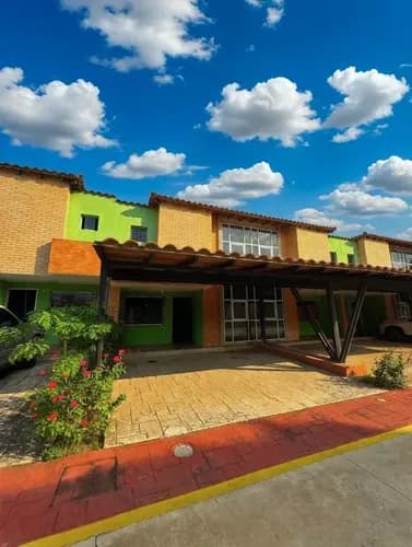 Oportunidad Townhouse En San Diiego Villas La Fontana Amoblado Ss-indi
