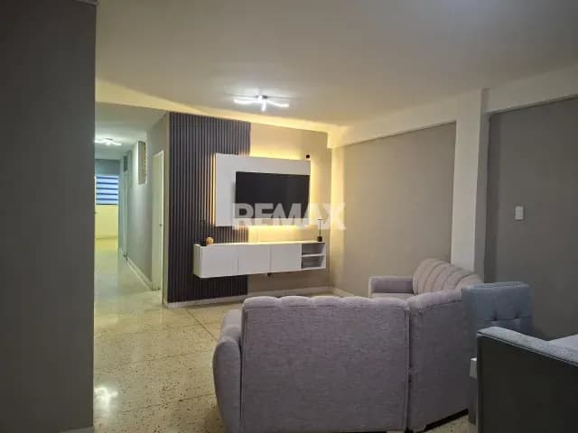 En Alquiler bello apartamento ubicado en la carrera 18 entre calles 27 y 28 Edificio Bustamante Barquisimeto Centro