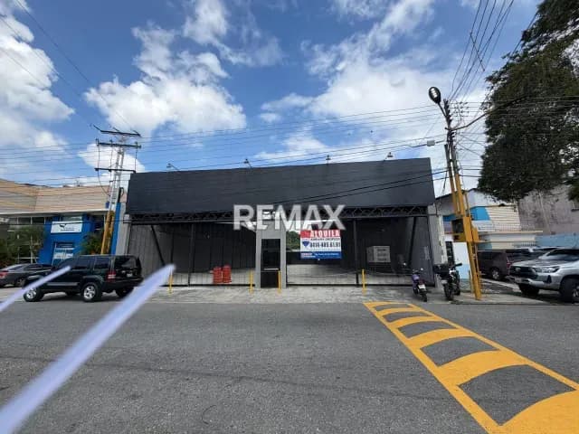 Alquiler de inmejorable Local Comercial ubicado en El Viñedo Valencia