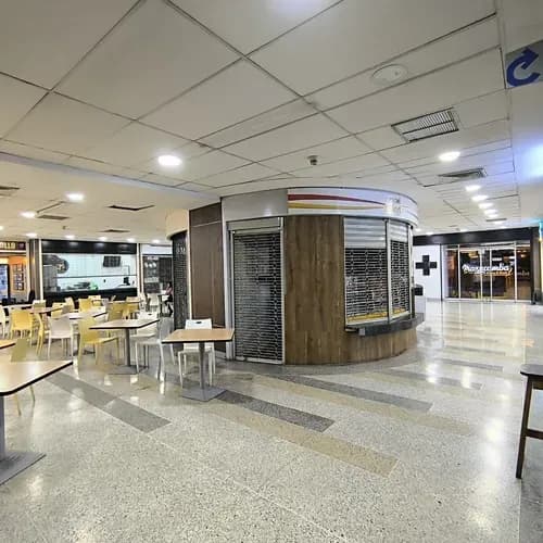 Venta Local Centro De Caracas Plaza El Venezolano C.c Edsam 10 Mts Remodelado