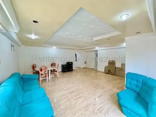 La Urbina Apartamento Venta 26-17141 Sr