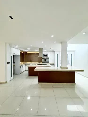 Casa En Venta En La Castellana Urb Anarú Ms