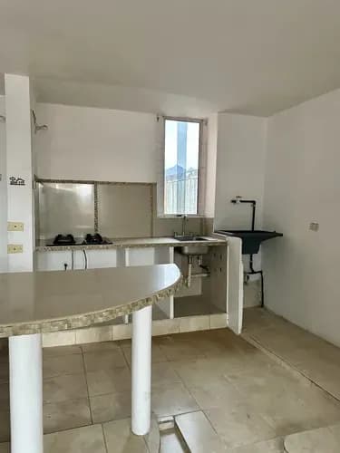 Apartamento En Alquiler En Tulipán, San Diego, Estado Carabobo, Con Pozo Y Fácil Acceso (ea)