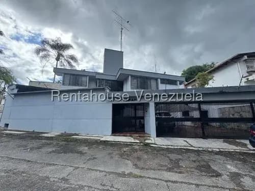 Tg Linda Casa En Venta En La Lagunita Country Club, Calle Cerrada, Excelente Propiedad! 26-9070 Ys