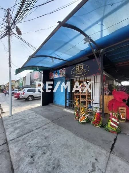 Terreno en alquiler con Locales Comerciales, Mañongo