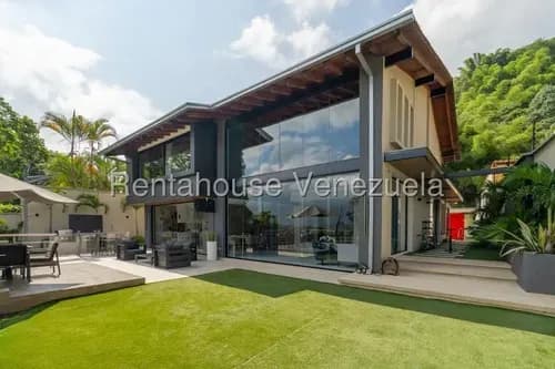 Casa En Venta Urb. Macaracuay, Caracas 26-12906