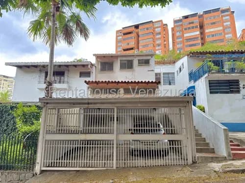 Ds // Acogedora Casa Con El Potencial Para Diseñar Tu Hogar Soñado., En Venta - Colinas De Bello Monte // Mls #26-18423