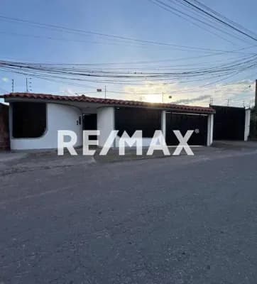 VENTA DE CASA EN LA VIA TRASANDINA DE ARJONA