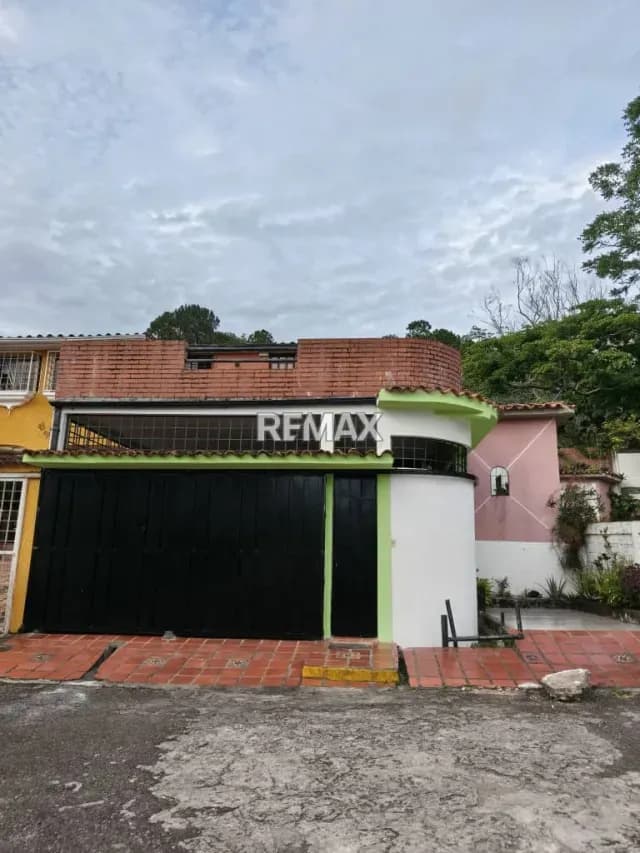 VENTA DE CASA EN URB ALTO DE PARAMILLO PALO GORDO