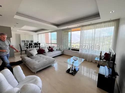 Estupendo Apartamento Remodelado Con Vista Panorámica Escampadero 26-20985 Ar