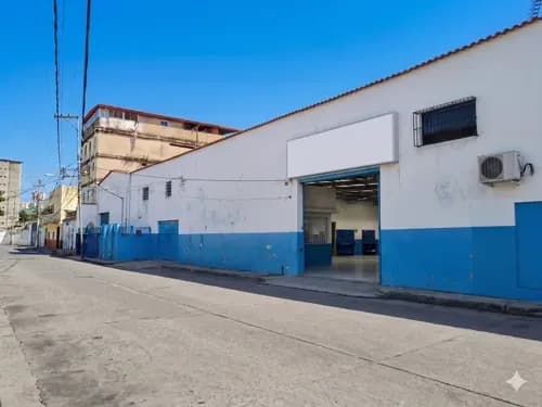 Local Comercial En Venta En Chapellin Libertador Caracas Taller Deposito 1500 Metros De Terreno Angela Tochon