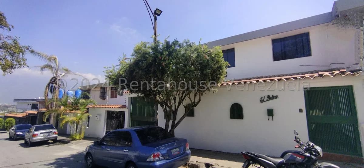 Casa (Multipes Niveles) en Venta en Los Pomelos, Distrito Metropolitano