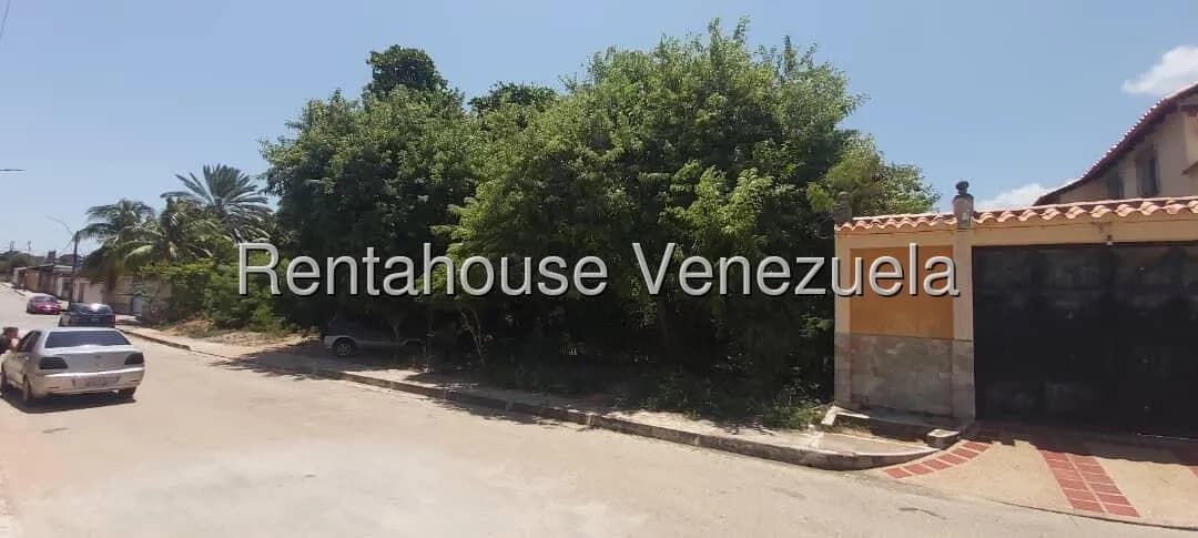 Terreno (Residencial) en Venta en Los Robles, Nueva Esparta