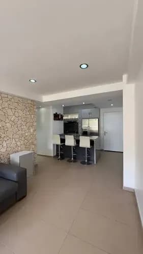 Bello Apartamento Semiamoblado Macaracuay Caracas 750$