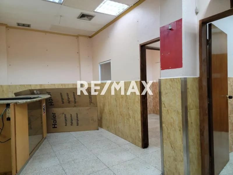 Edificio Comercial en Venta, Casco Central de Baruta, Caracas Zonificación RE-1 | 534,28 m²