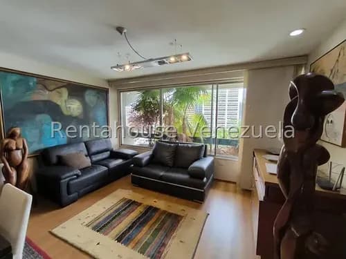 Apartamento En Alquiler En La Castellana Remodelado Y Amoblado / Rf
