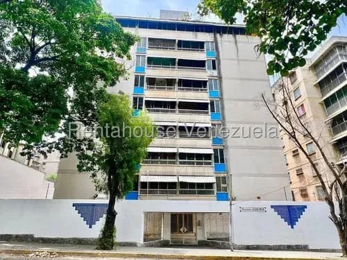 En Venta ¡amplio Y Estratégico! Apartamento En Las Palmas