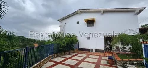 Andreymar Canelón Vende Bella Y Exclusiva Casa En El Manzano, Con Agradable Clima De Montaña, Excelente Oportunidad De Inversión.