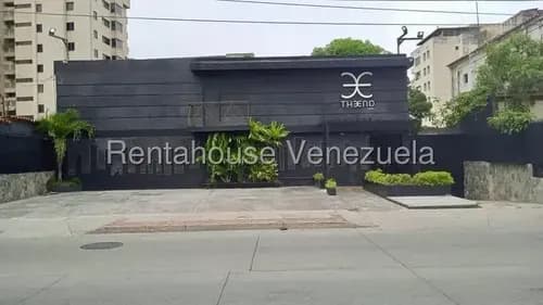 Local Comercial ( 2 Niveles / A Nivel De Avenida Principal / Remodelado ) Venta Los Corales Mls 26-3383