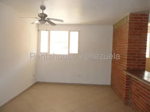 Apartamento En Alquiler - Macaracuay- Mariela Garcia- 26-19198