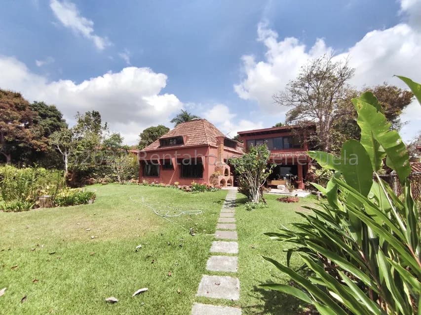 Casa (Colonial) en Venta en Tusmare, Distrito Metropolitano