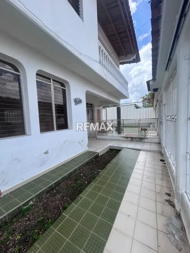 Espaciosa Casa en Alquiler en el Oeste de Barquisimeto - Planta Baja