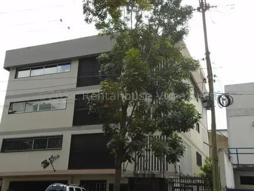Edificio Comercial En Alquiler Boleita Norte Mls #24-27030 Bm