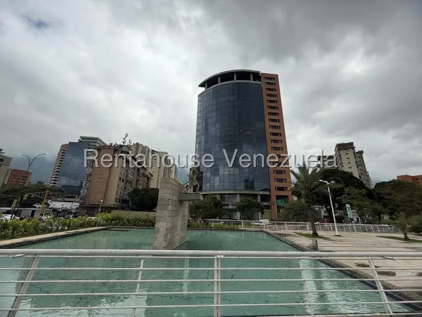 Comercial (Local Comercial) en Venta en Los Dos Caminos, Distrito Metropolitano