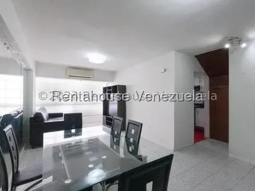 M&n Alquilan Comodo Apartamento Duplex; Posee 3 Hab. Y 2 Baños; Totalmente Amoblado: Ubicado En Nueva Segovia Al Este De Barquisimeto: 26-21091