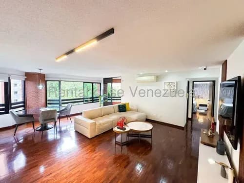 Af- Apartamento En Venta En El Rosal, Edificio Con Pozo De Agua, 3 Habitaciones + Servicio, Cocina Remodelada, 2 Puestos Independientes