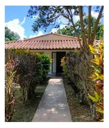 Casa/venta/edo.carabobo/4h/2b/6p/1940mts T/330mts C/ref.45.000jv