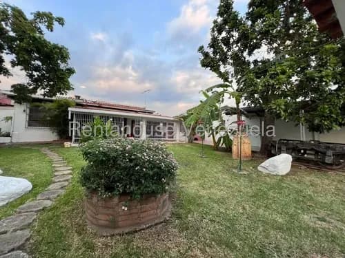 Casa Comercial En La Victoria Zona Centro Doble Entrada Con Mil M2. Ljsa 26-16946