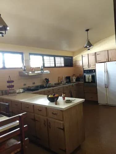 Mariana Vende Casa En Urb Guaparo Valencia Ariatna