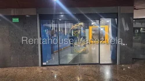 Excelente Local Comercial De 86 M2 En Venta, Ubicado En El Exclusivo C.c. Terrazas De La Lagunita