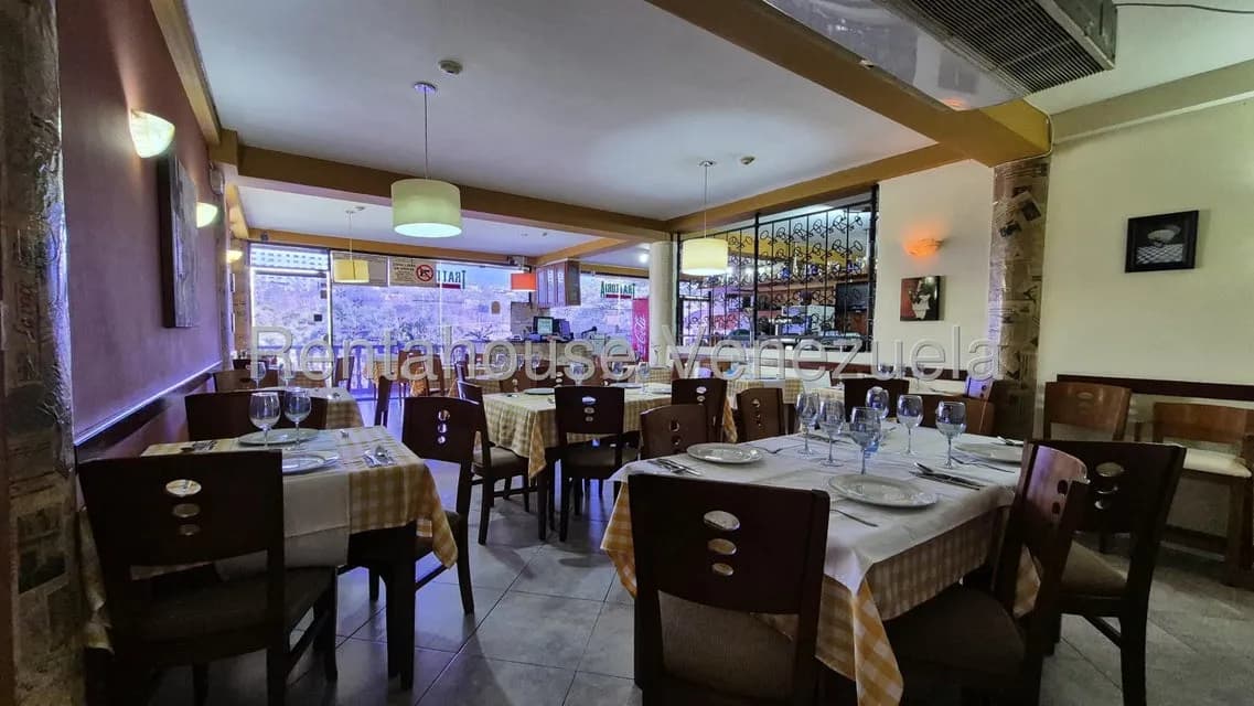 Negocios y Empresas (Alimentos y Bebidas) en Venta en Centro de Charallave, Miranda