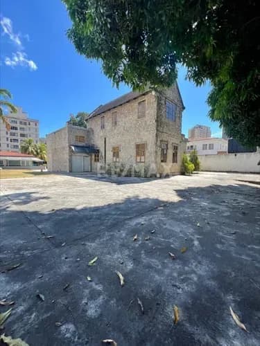 29095 Alquiler - Local Comercial - Av. Bolivar Norte - 504 M2