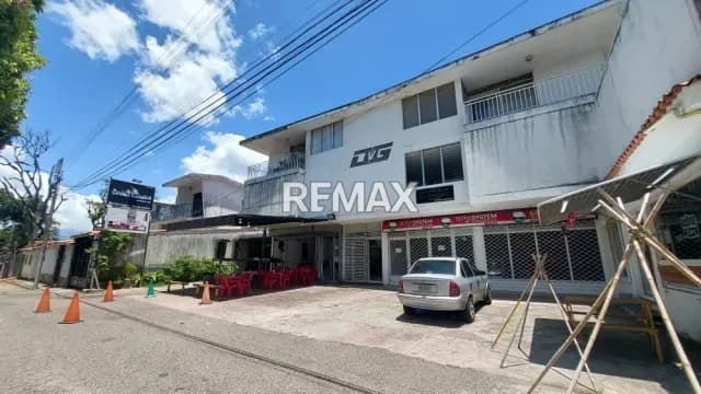 ALQUILER LOCAL UBICADO EN BARRIO OBRERO