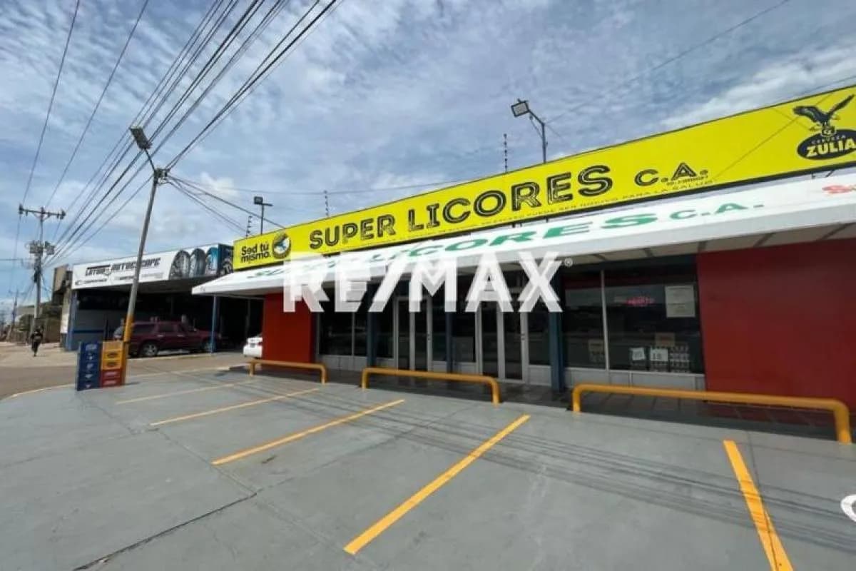 EN VENTA ESQUINA COMERCIAL CON LOCALES, CASA, GALPON, PUNTO COMERCIAL LICORERIA