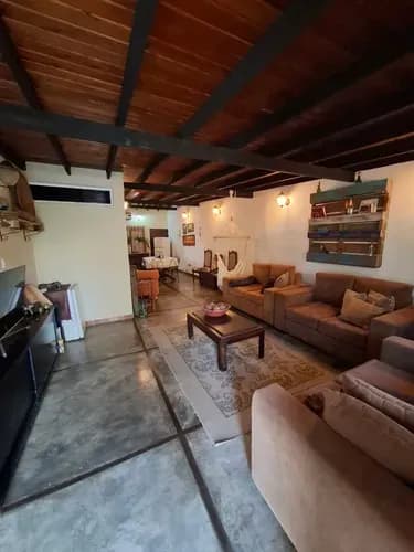 Yn En Venta Bella Casa En La Urb.parque Residencial Campestre La Cumaca San Diego, Carabobo Conjunto Privado 505 Mts De Terreno 324 Mts De Construcción 4 Habitaciones 3 Baños Completos Sala /