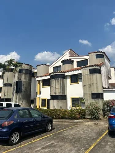 Se Vende Apartamento De Oportunidad Piso Bajo Naguanagua