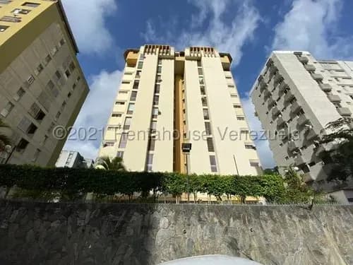 Mg - Pent-house En Venta En La Boyera De 217 M2, Amoblado, En Calle Cerrada Con Vista Al Ávila Mls 21-21104