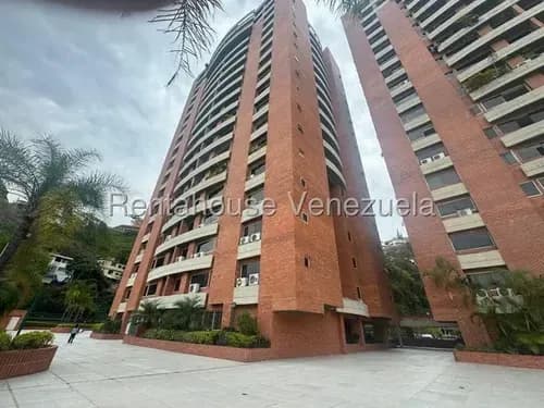 Apartamento En Venta En Colinas De Los Chaguaramos, Distrito Metropolitano. Yg19015