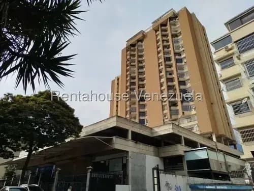 En Alquiler: Acogedor Apartamento Tipo Estudio En Colinas De Bello Monte | At 26-17361