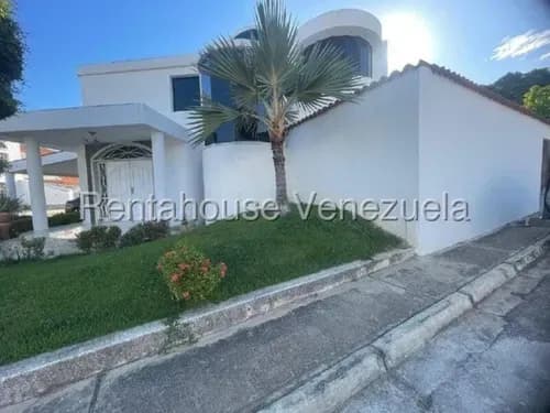 Lcda. Milagros Carrasquel Casa Venta Barquisimeto Lara El Ujano Economica Residencial Economico Código Inmobiliaria Rent-a-house 25-14570