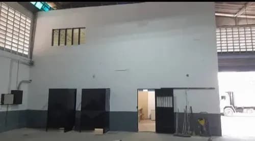 Galpon En Alquiler, En Conjunto Cerrado, 900 M2 Con Corriente Trifásica (750 Kwa), Abril Sn