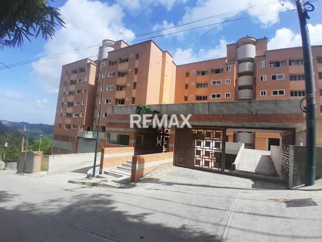 Venta de Apartamento en Planta Baja con Espectacular Terraza Oripoto